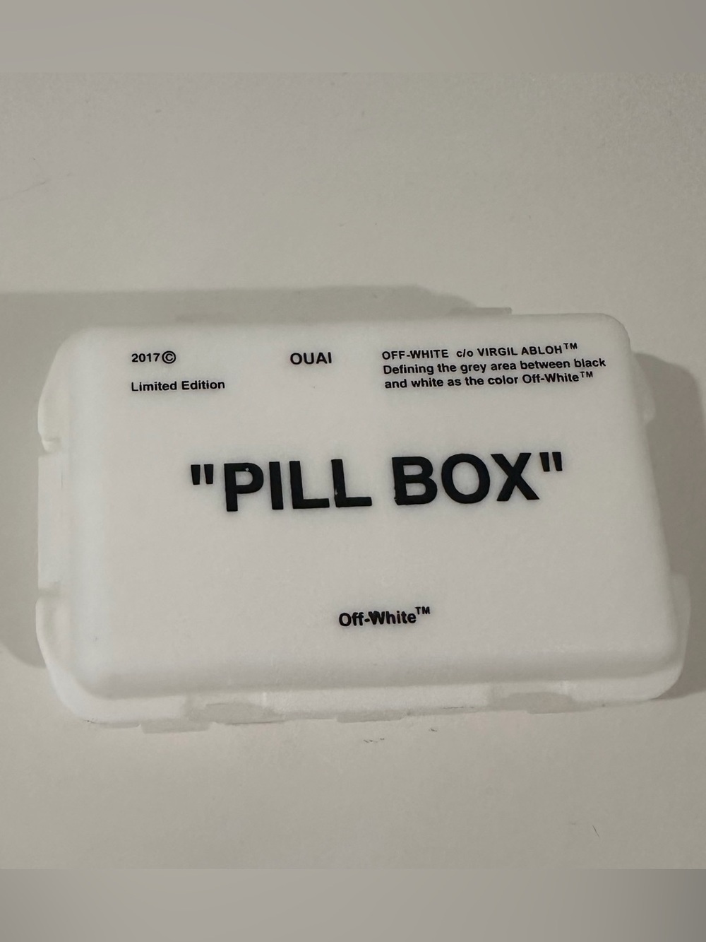 OUAI Pill Box